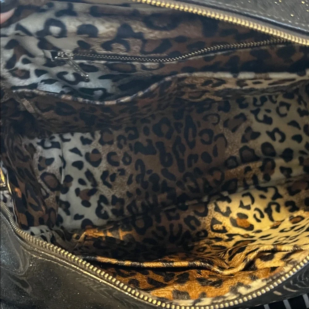 Trophy Queen Weekender a travel bag - Picture 3 of 6
